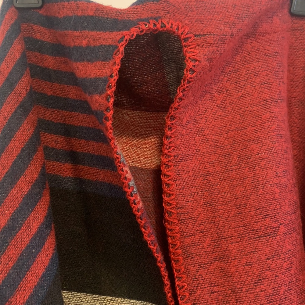 Wrap - NWT - Picture 5 of 11